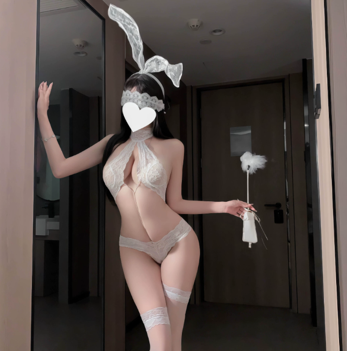 挂脖蕾丝可拆卸水钻性感女士连体衣3.png