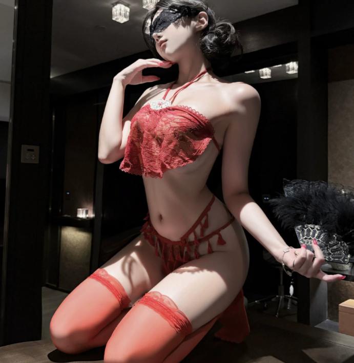 情趣内衣性感睡衣调情性趣制服纯欲红色古风肚兜套装4.png